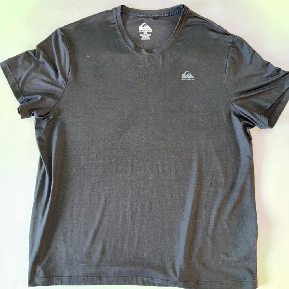 Quiksilver Men's Charcoal Gray Tee